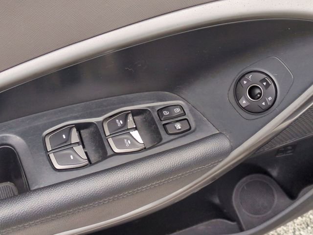 Used 2018 Hyundai Santa Fe SE FWD image 10