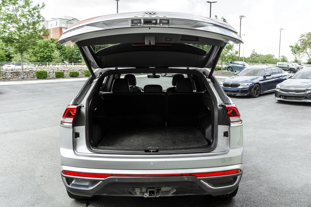 Used 2022 Volkswagen Atlas Cross Sport SE AWD/4WD image 30