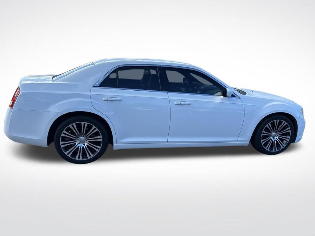 Used 2013 Chrysler 300 S w/ Light Group RWD image 3