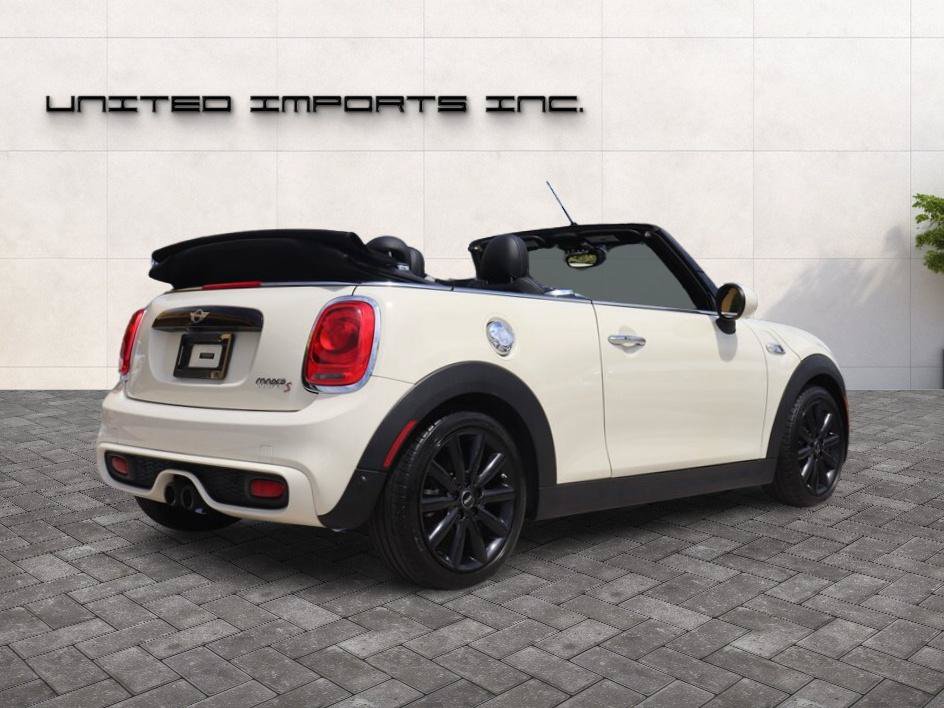 Used 2016 MINI Cooper S FWD image 5