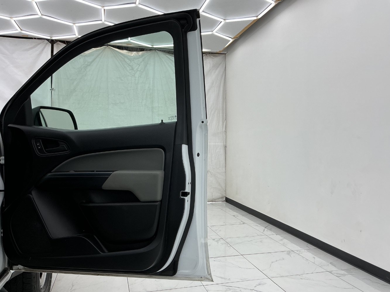 Used 2020 Chevrolet Colorado W/T w/ WT Convenience Package AWD/4WD image 19