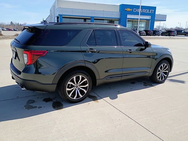 Used 2024 Ford Explorer ST-Line w/ Class IV Trailer Tow Package AWD/4WD image 13