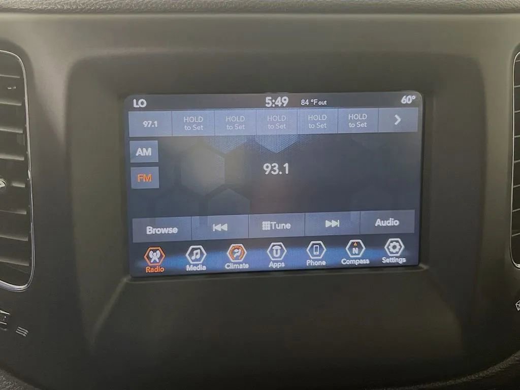 Used 2019 Jeep Compass Sport AWD/4WD image 15