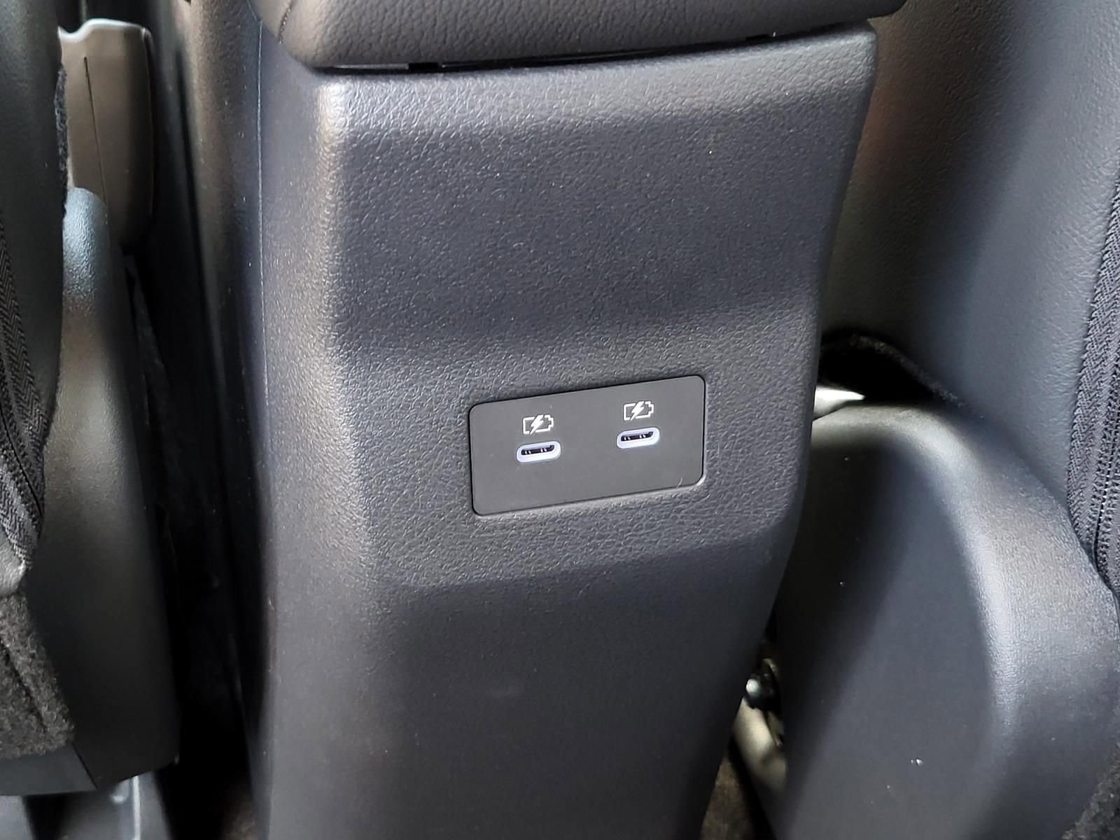New 2026 Nissan Kicks SR FWD image 15