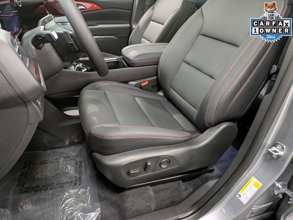 Used 2025 Chevrolet Traverse Z71 w/ Driver Confidence Package AWD/4WD image 11