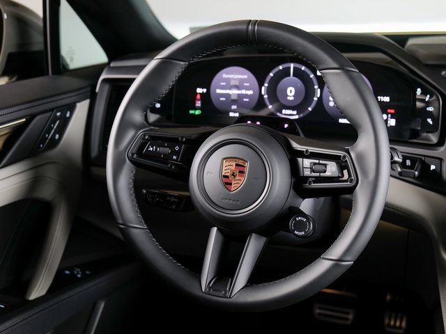 New 2026 Porsche Cayenne Electric AWD/4WD image 15