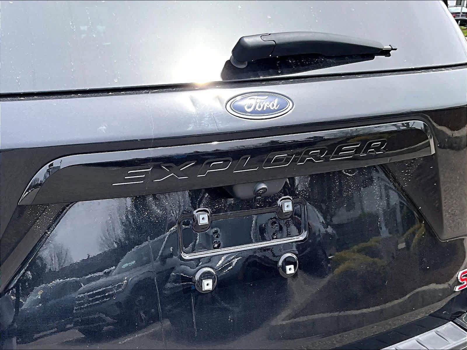 Used 2020 Ford Explorer ST AWD/4WD image 29