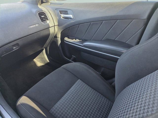 Used 2023 Dodge Charger Scat Pack w/ Technology Group RWD image 21
