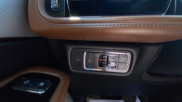 Used 2020 Lincoln Aviator Reserve w/ Equipment Group 201A image 33