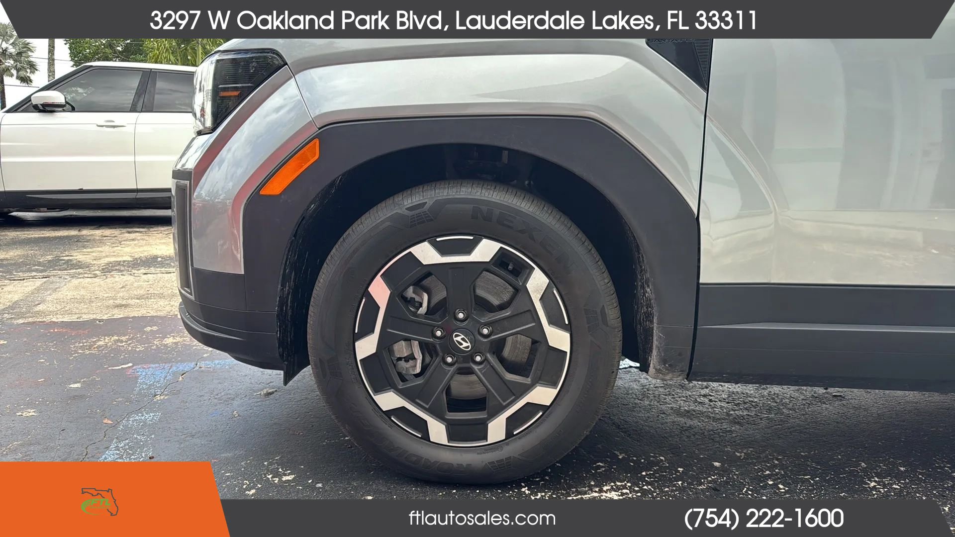 Used 2025 Hyundai Santa Fe SE FWD image 14
