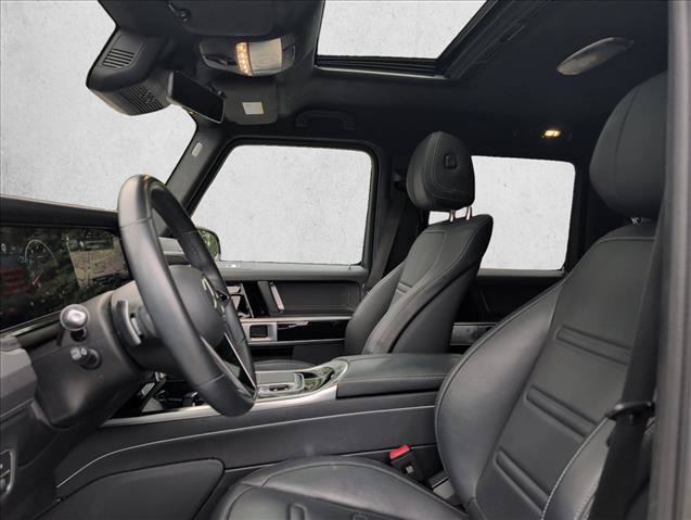 Used 2025 Mercedes-Benz G 550 image 17