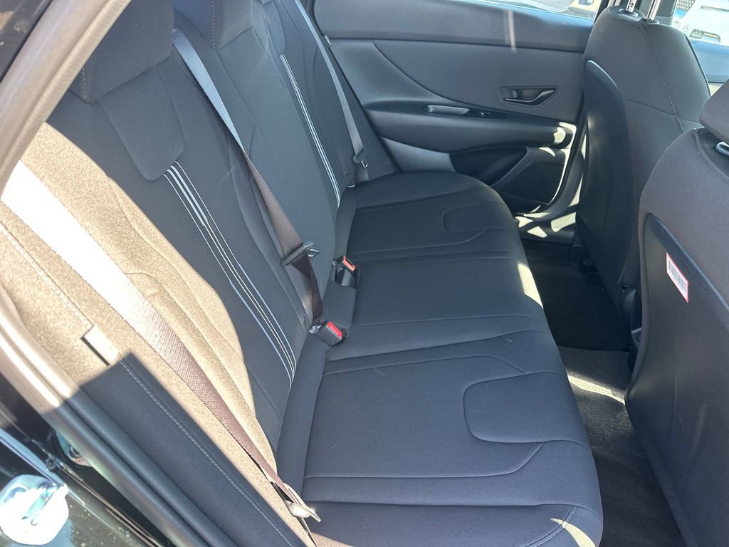 New 2025 Hyundai Elantra Sport image 15