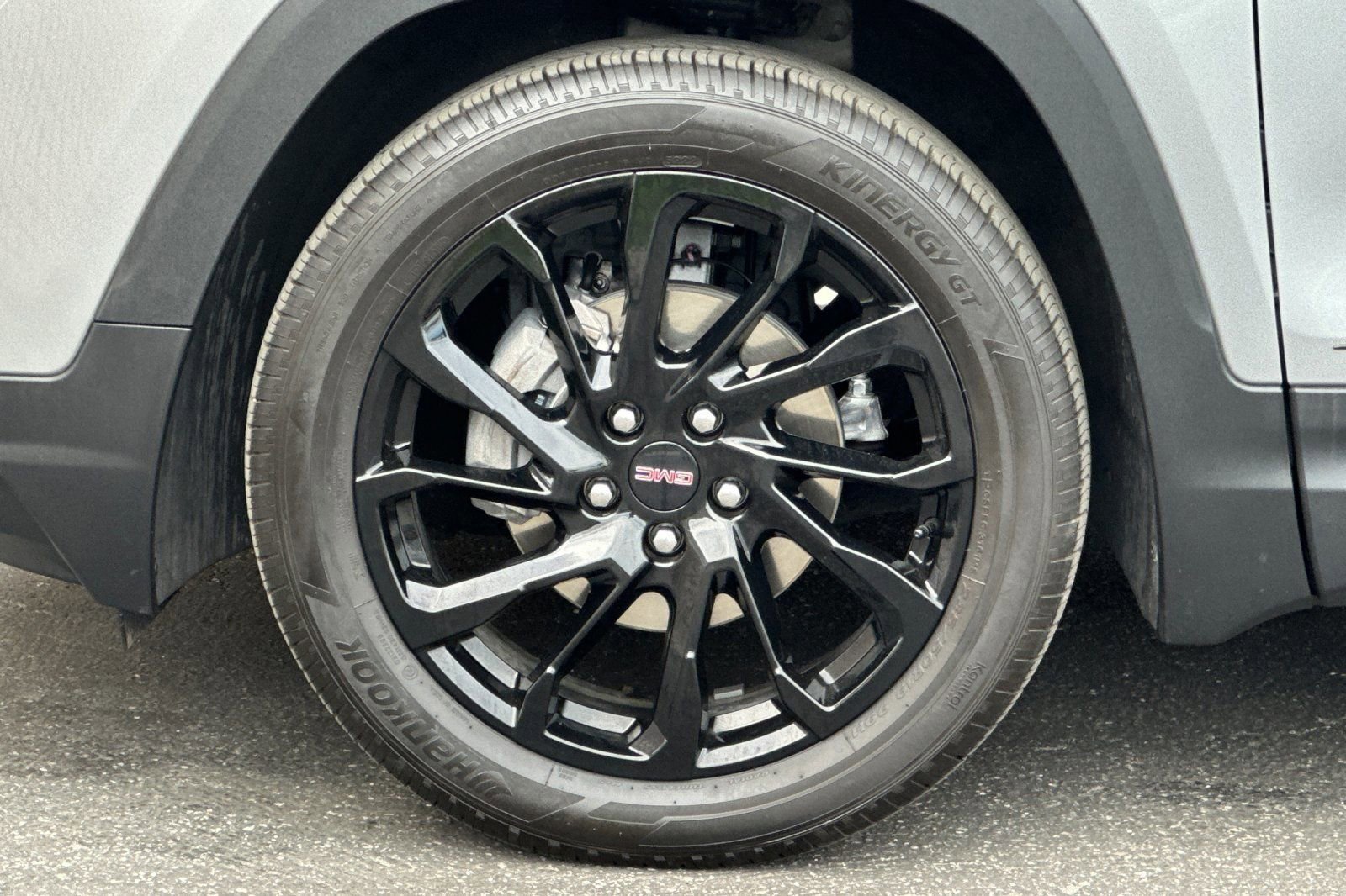 Certified 2023 GMC Terrain SLE w/ Driver Convenience Package image 27