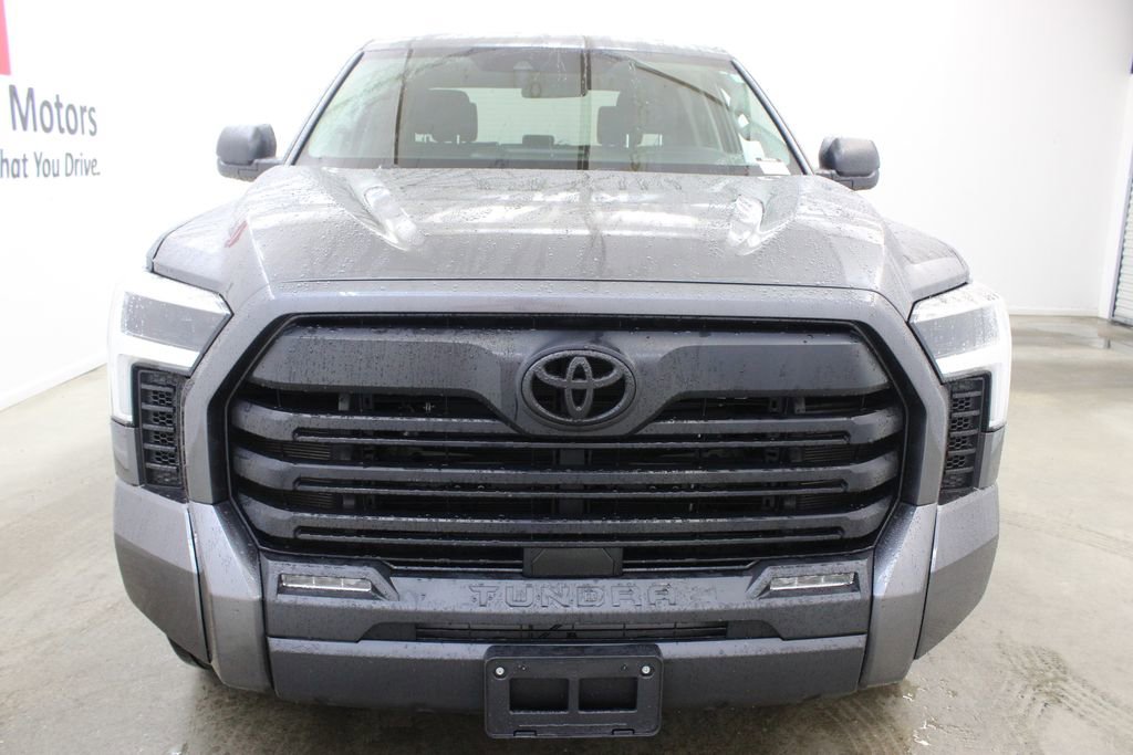 Used 2023 Toyota Tundra SR5 AWD/4WD image 7