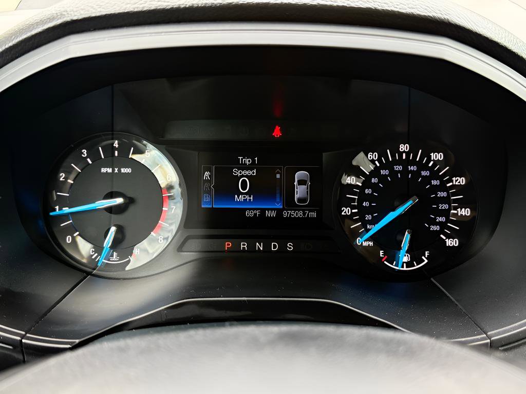 Used 2015 Ford Edge SE image 11