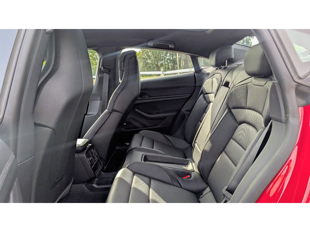 Used 2020 Porsche Taycan 4S image 18