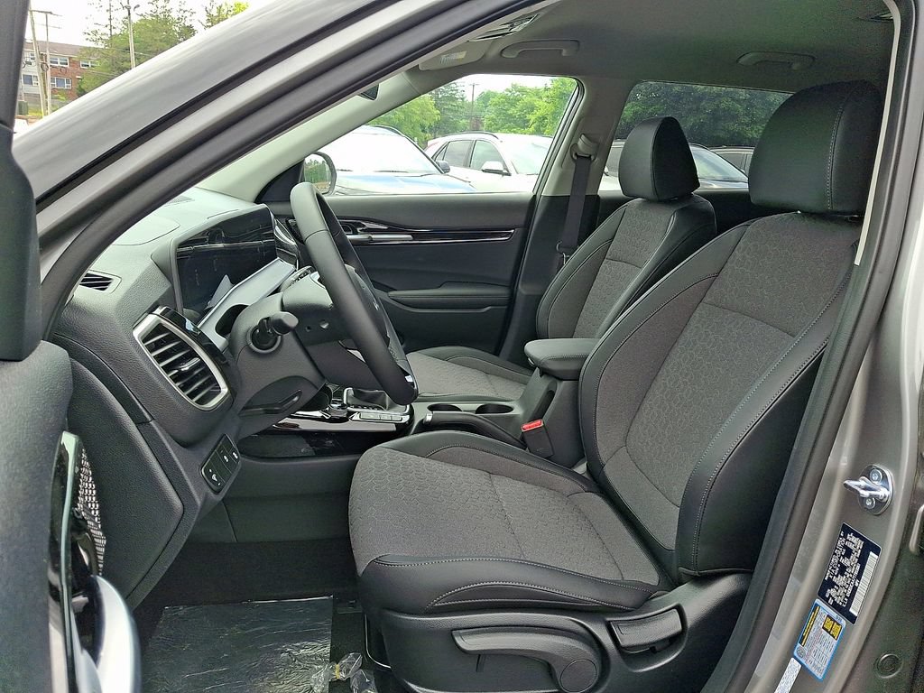 New 2026 Kia Seltos S AWD/4WD image 6