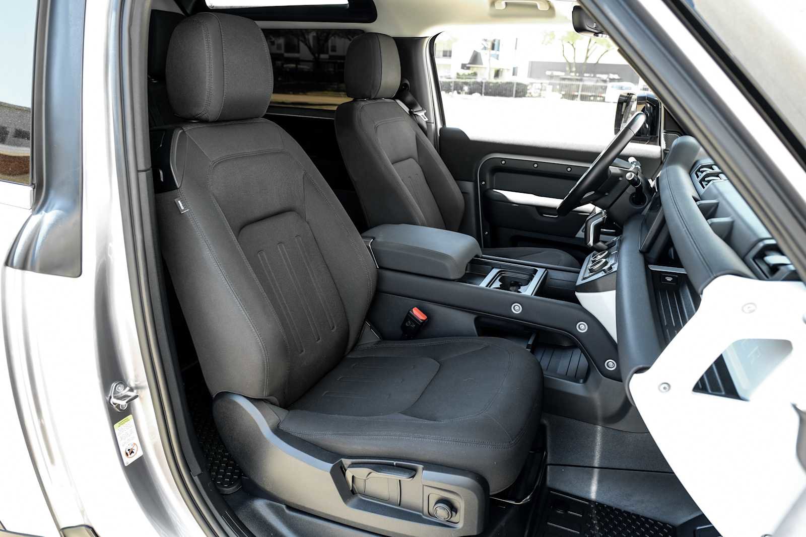 Used 2022 Land Rover Defender 90 image 33