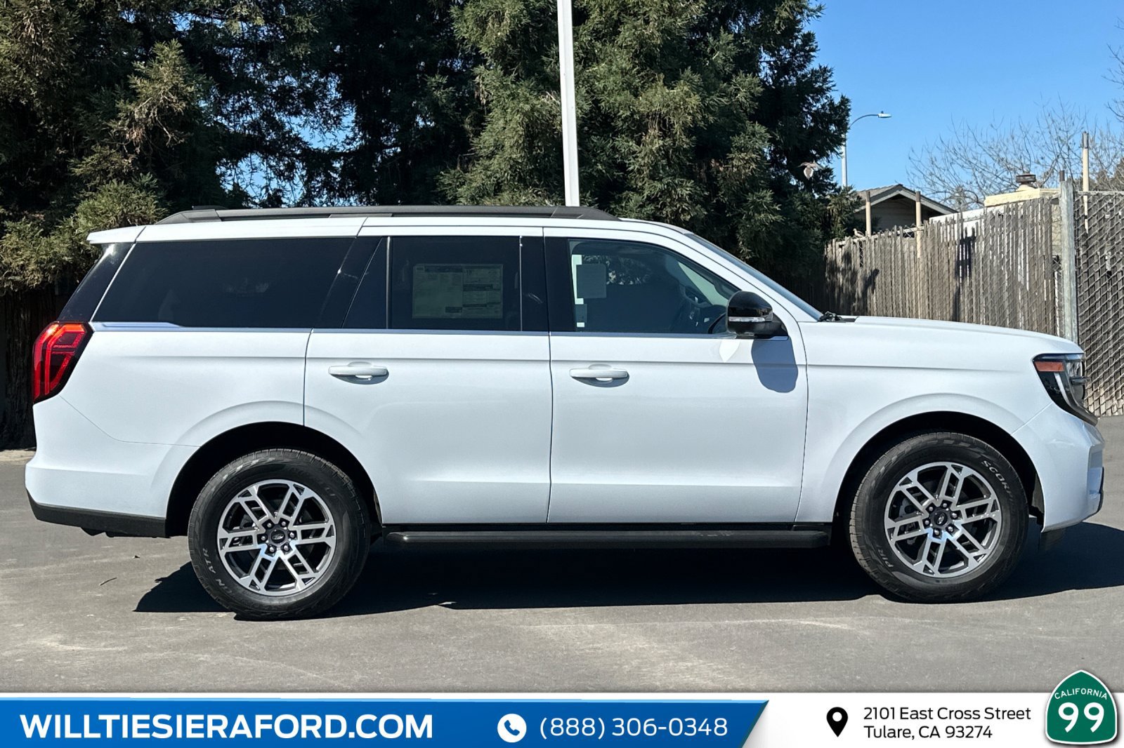 New 2026 Ford Expedition Active AWD/4WD image 5