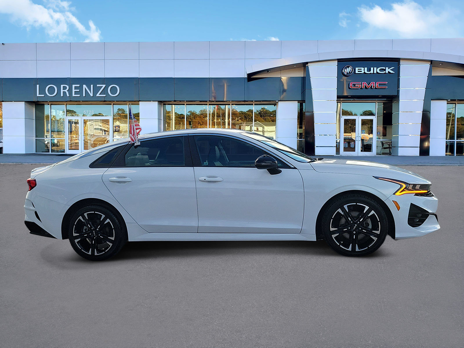 Used 2024 Kia K5 GT-Line w/ GT-Line Premium Package FWD image 4