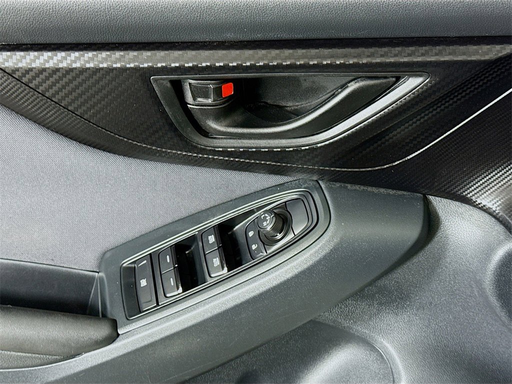 Used 2018 Subaru Crosstrek 2.0i Premium w/ Eyesight System image 22