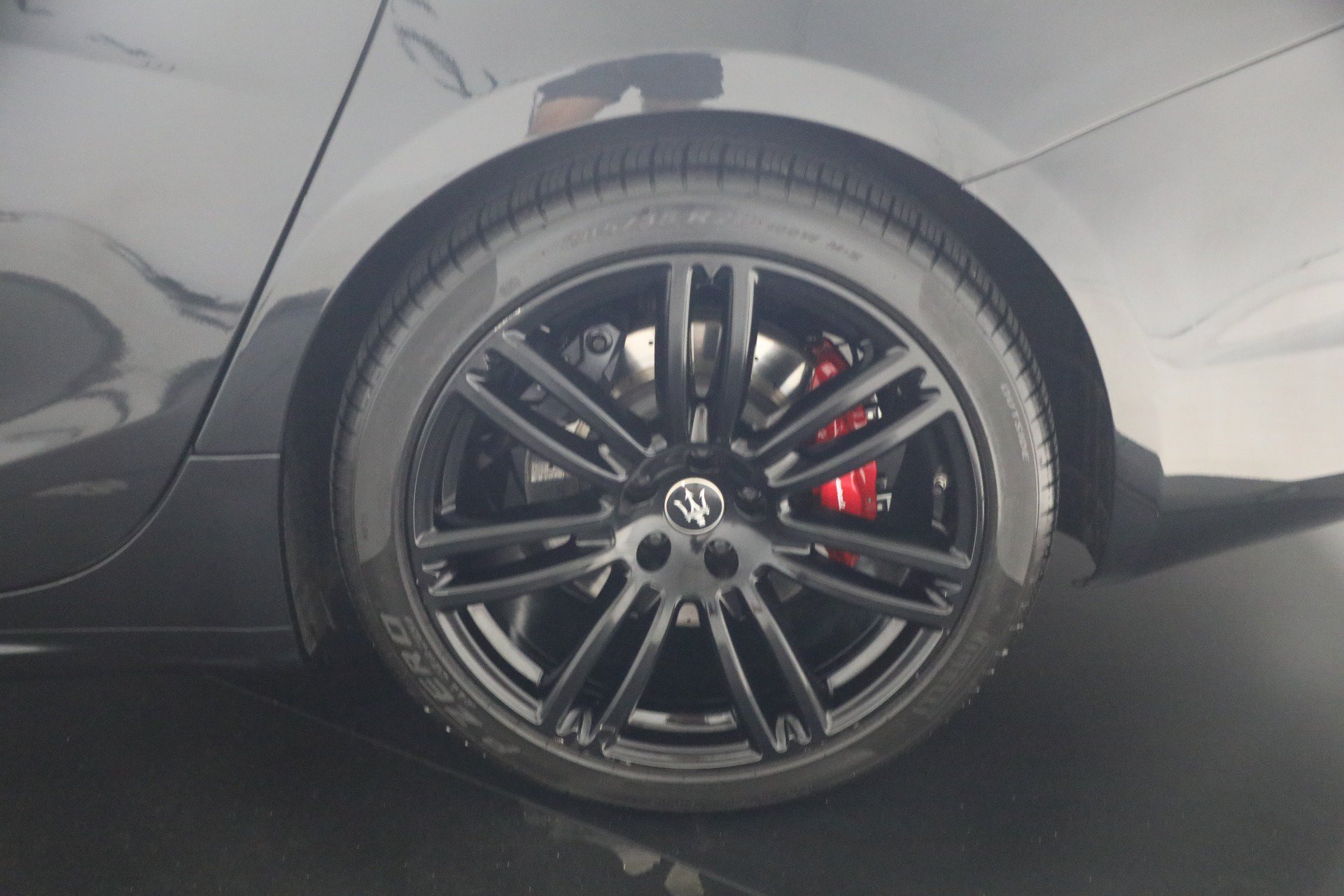 Certified 2023 Maserati Ghibli Modena Q4 AWD/4WD image 24