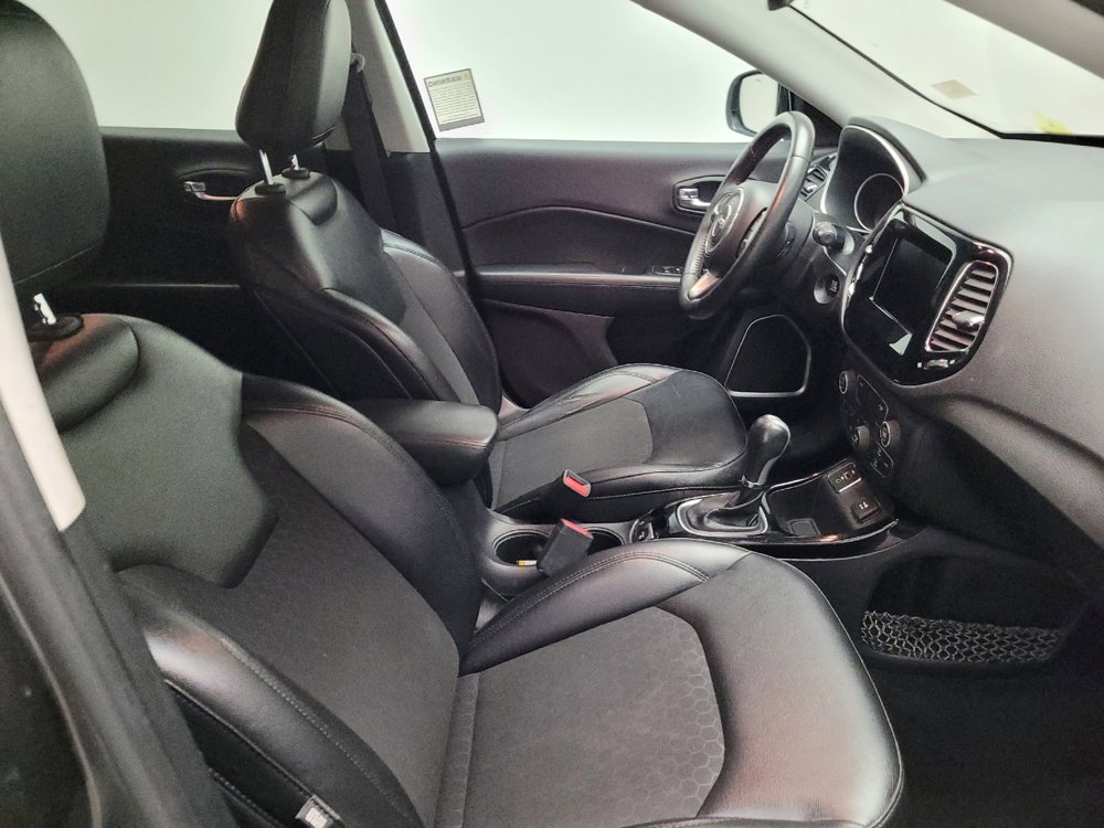 Used 2018 Jeep Compass Altitude w/ Popular Equipment Group image 21