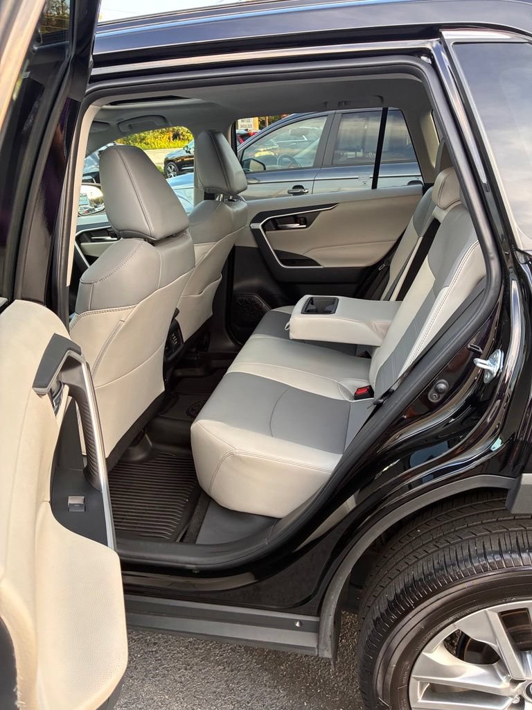 Used 2024 Toyota RAV4 XLE Premium w/ Weather Package AWD/4WD image 26