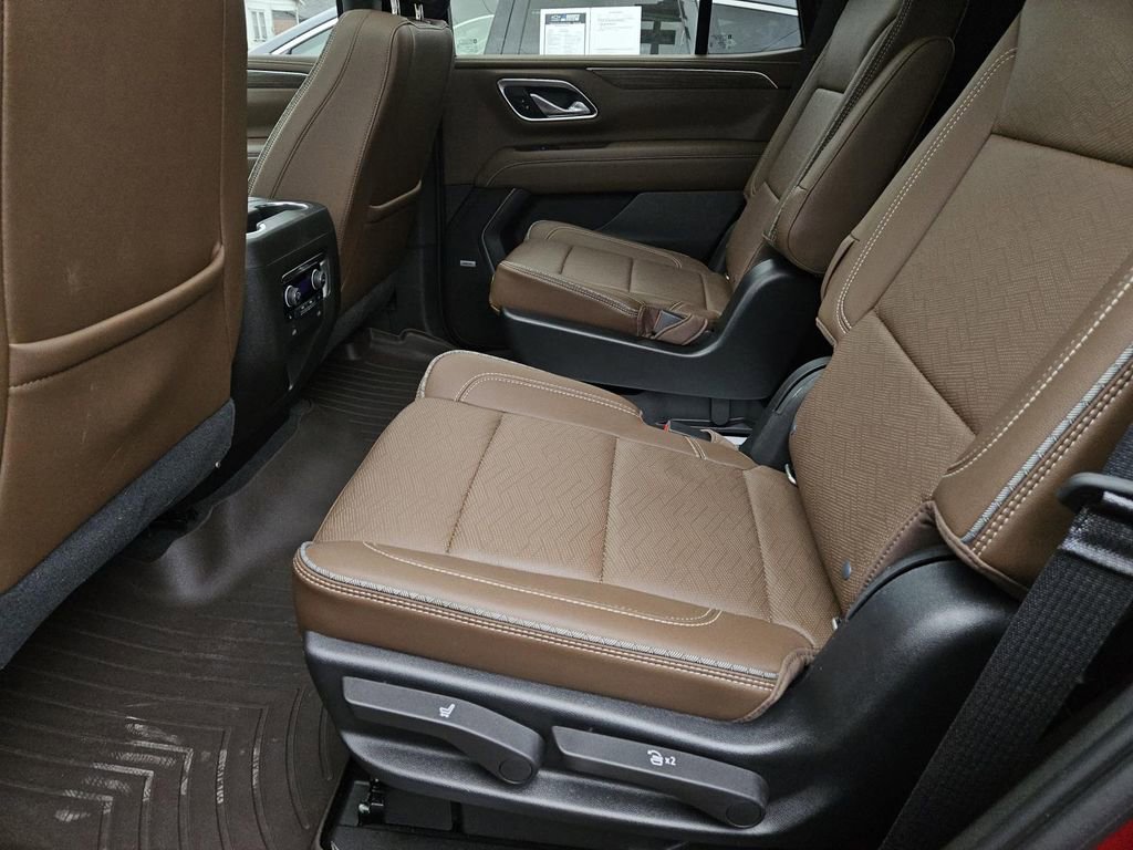 Used 2021 Chevrolet Tahoe High Country w/ Premium Package 2 RWD image 28