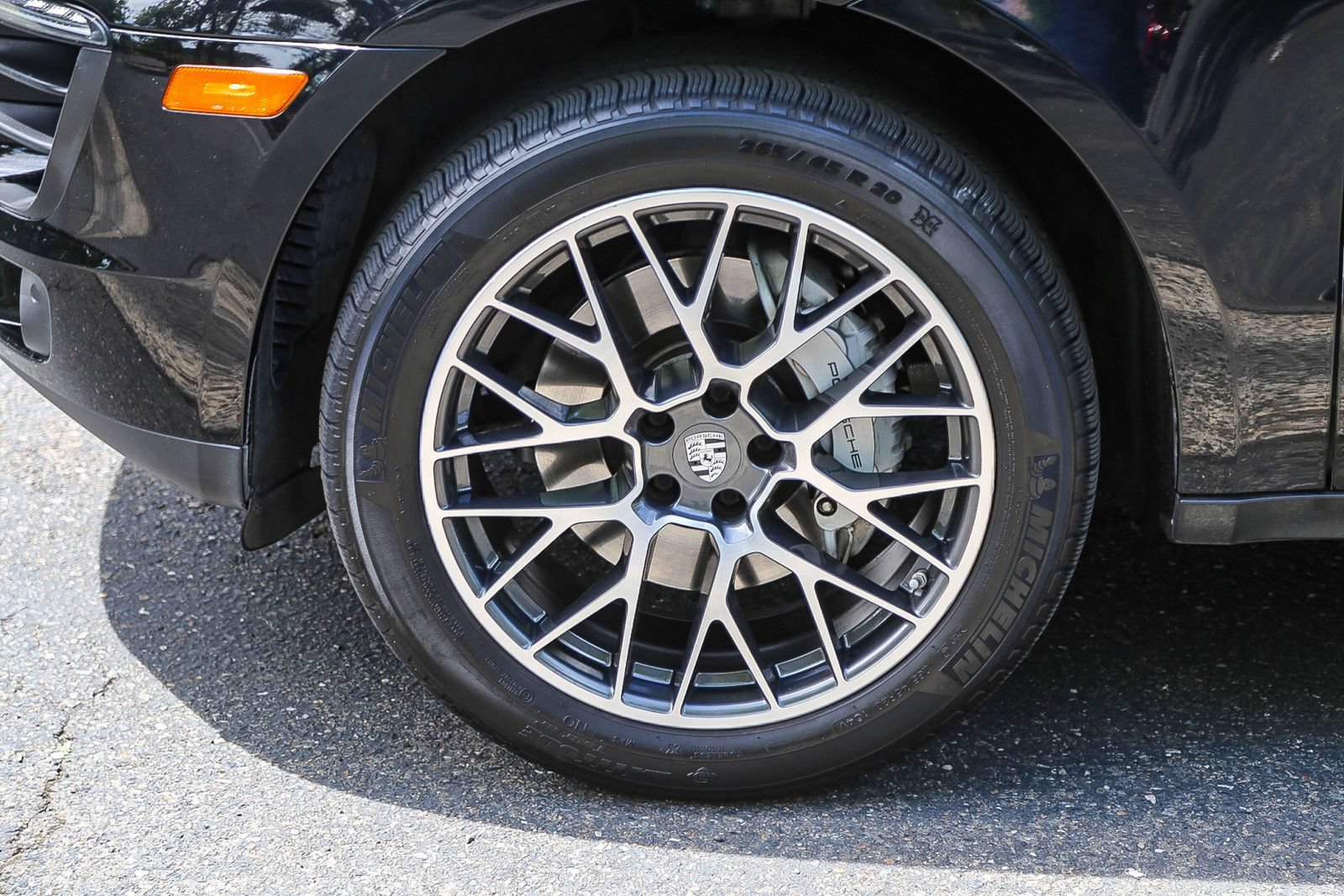 Used 2018 Porsche Macan S AWD/4WD image 9