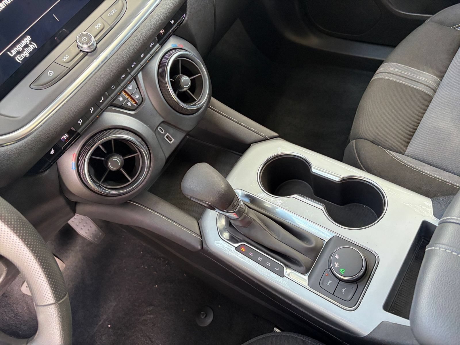 Used 2026 Chevrolet Blazer LT FWD image 41
