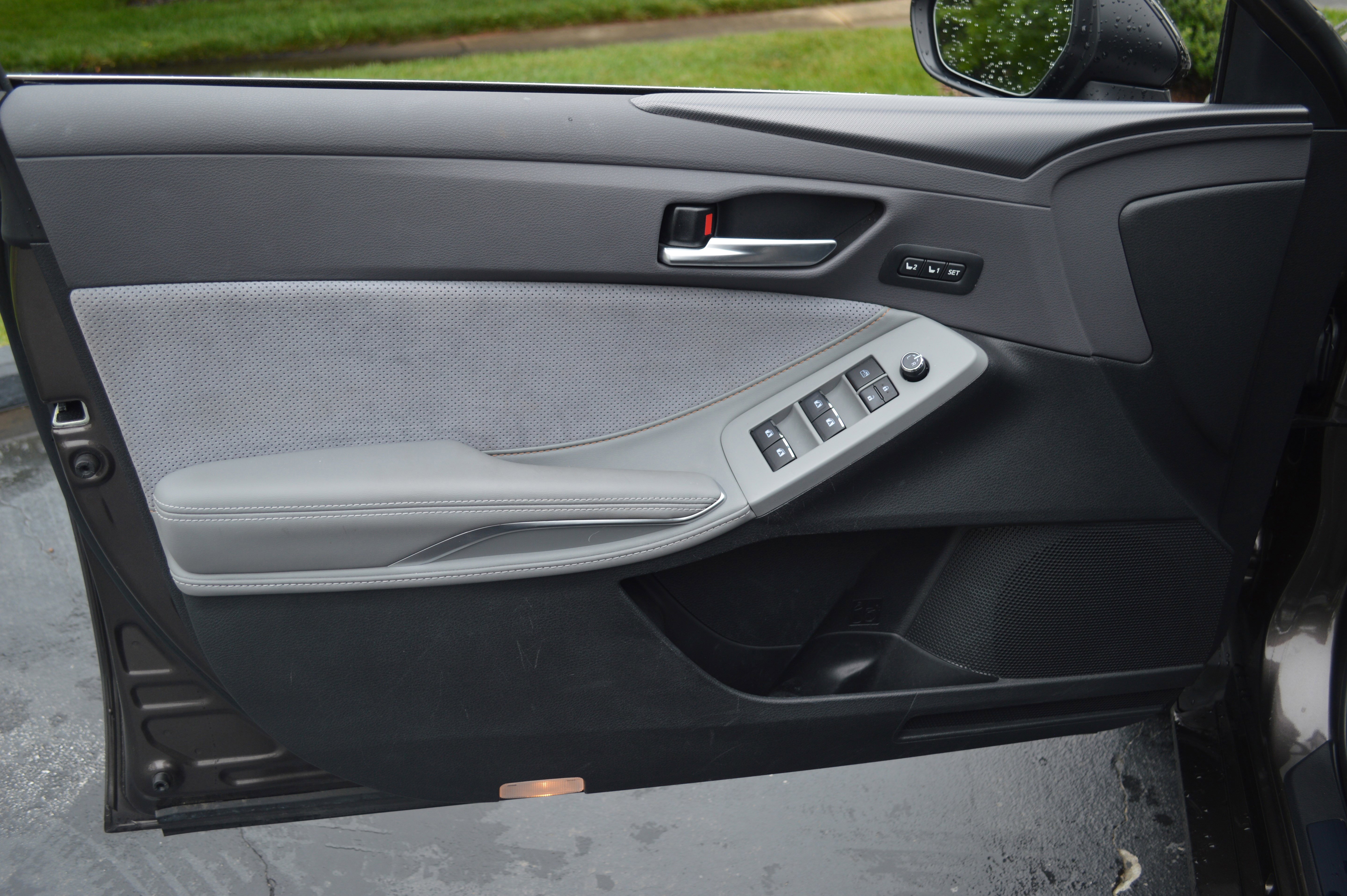 Used 2019 Toyota Avalon Touring w/ Advanced Safety Package FWD image 13