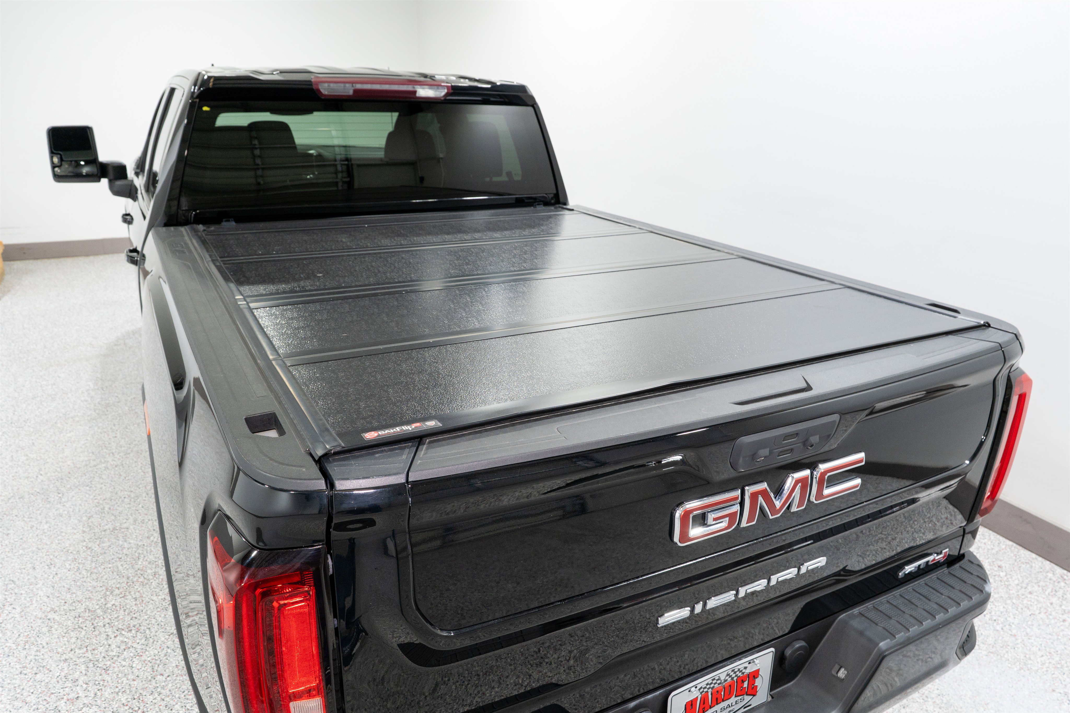 Used 2023 GMC Sierra 2500 AT4 image 11