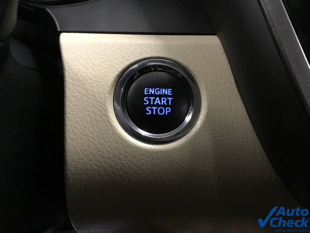 Used 2020 Toyota Camry XLE image 46