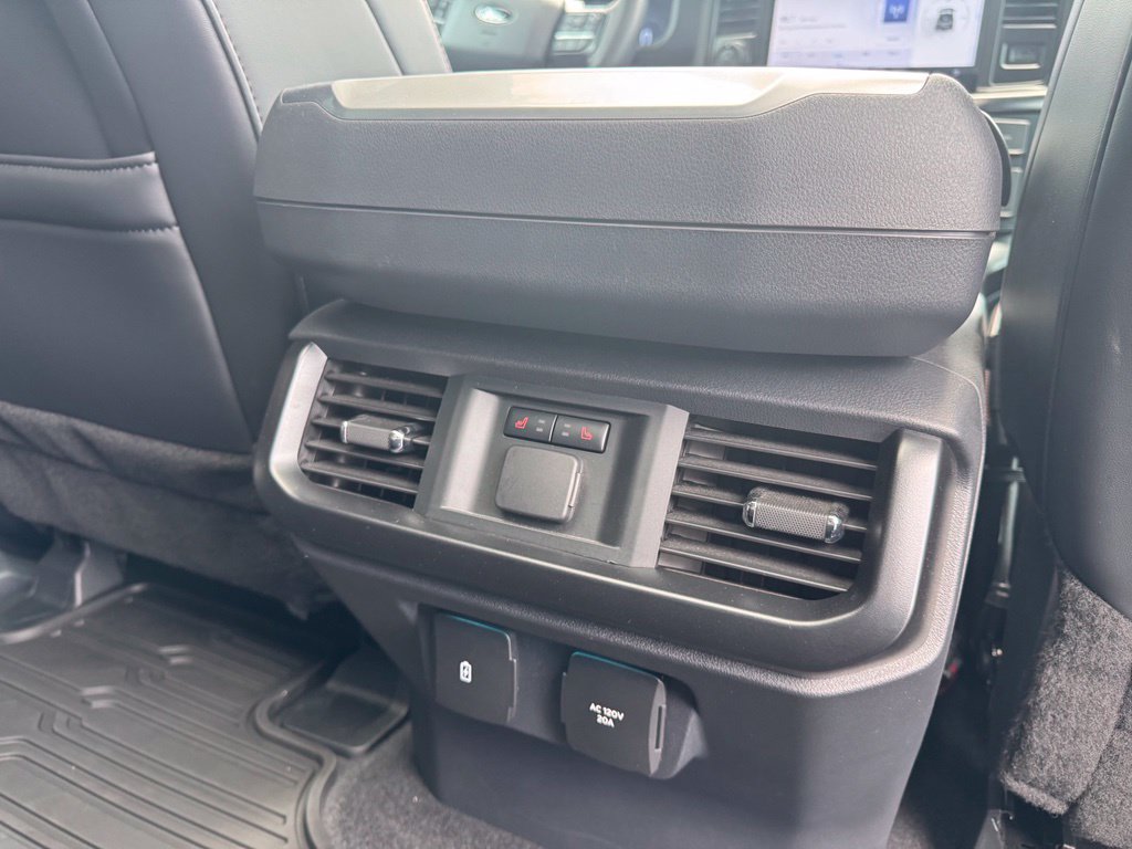 Used 2025 Ford F150 Raptor AWD/4WD image 23