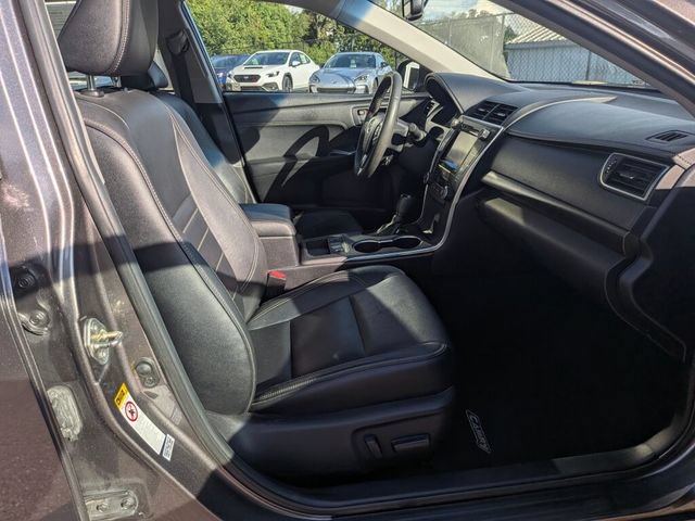 Used 2015 Toyota Camry XLE FWD image 35
