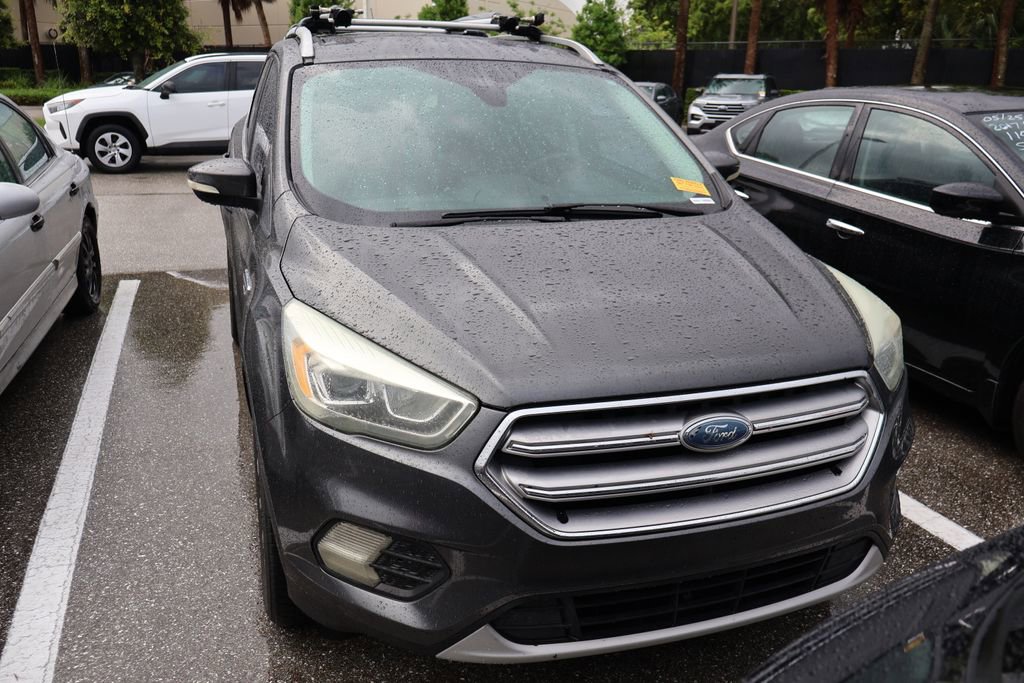 Used 2017 Ford Escape Titanium FWD image 5