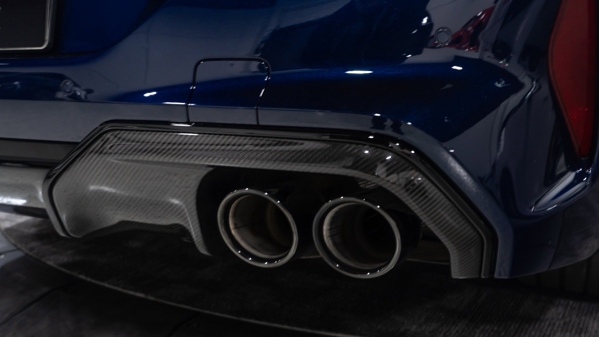 Used 2025 BMW M8 Competition w/ M Carbon Exterior Package image 26