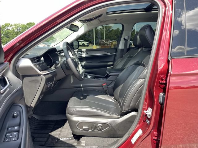 Used 2022 Jeep Grand Cherokee L Limited w/ Trailer Tow Group (B) RWD image 15