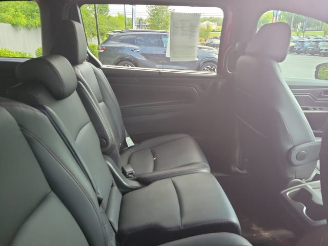 Used 2023 Honda Odyssey Sport image 9