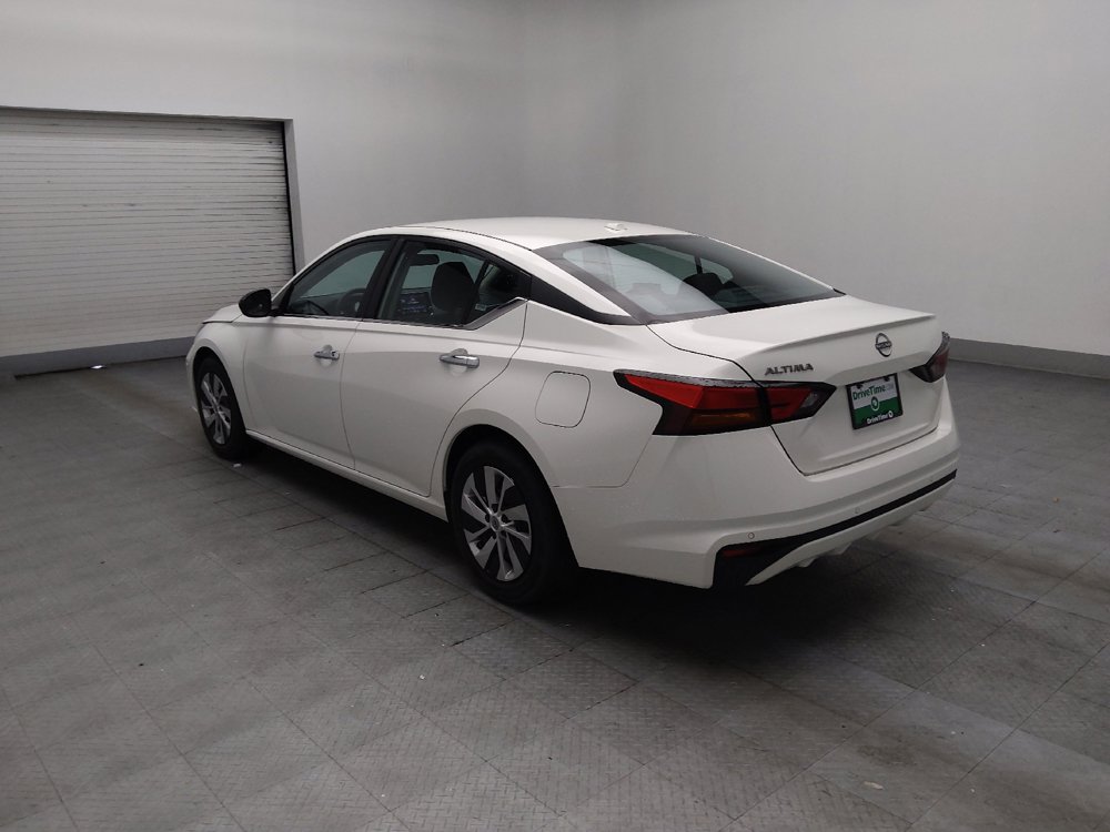 Used 2025 Nissan Altima 2.5 S FWD image 5