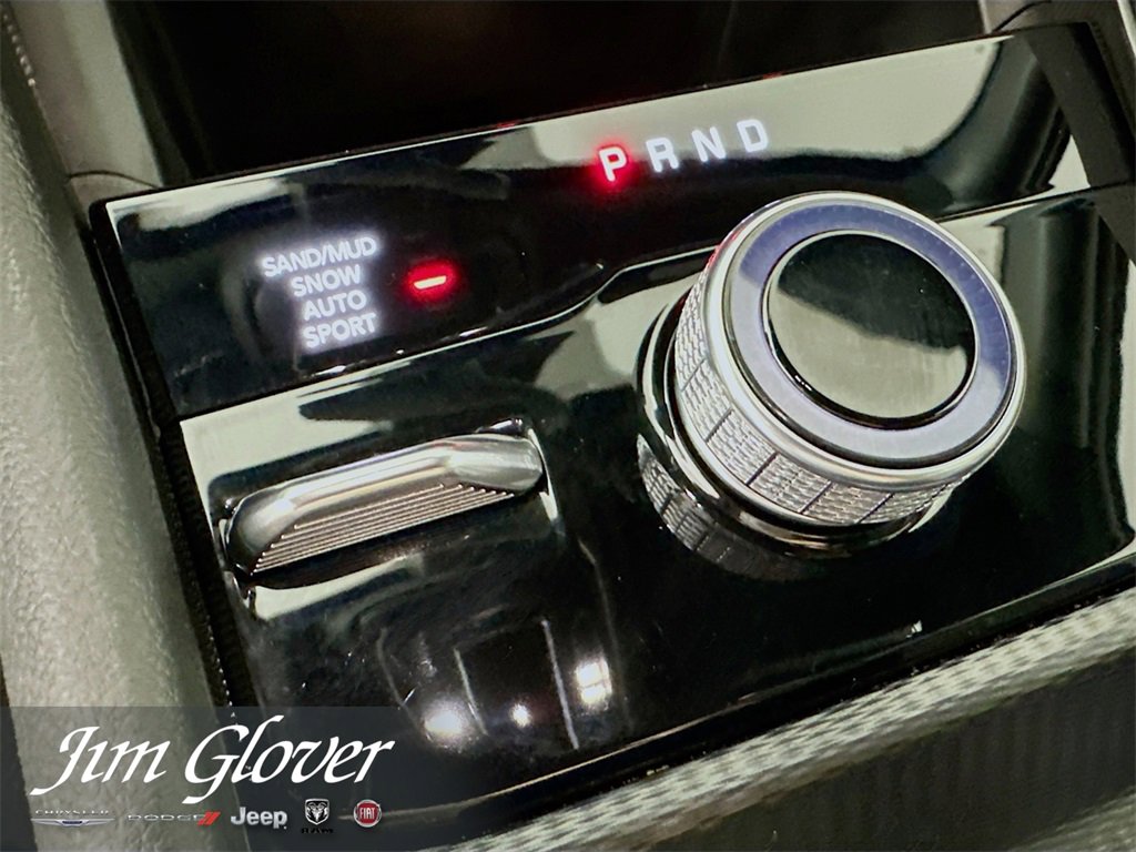 Used 2025 Jeep Grand Cherokee L Limited image 42