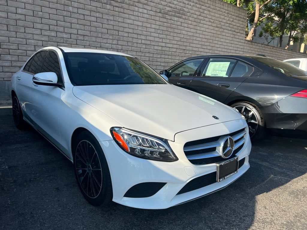 Used 2019 Mercedes-Benz C 300 Sedan image 2