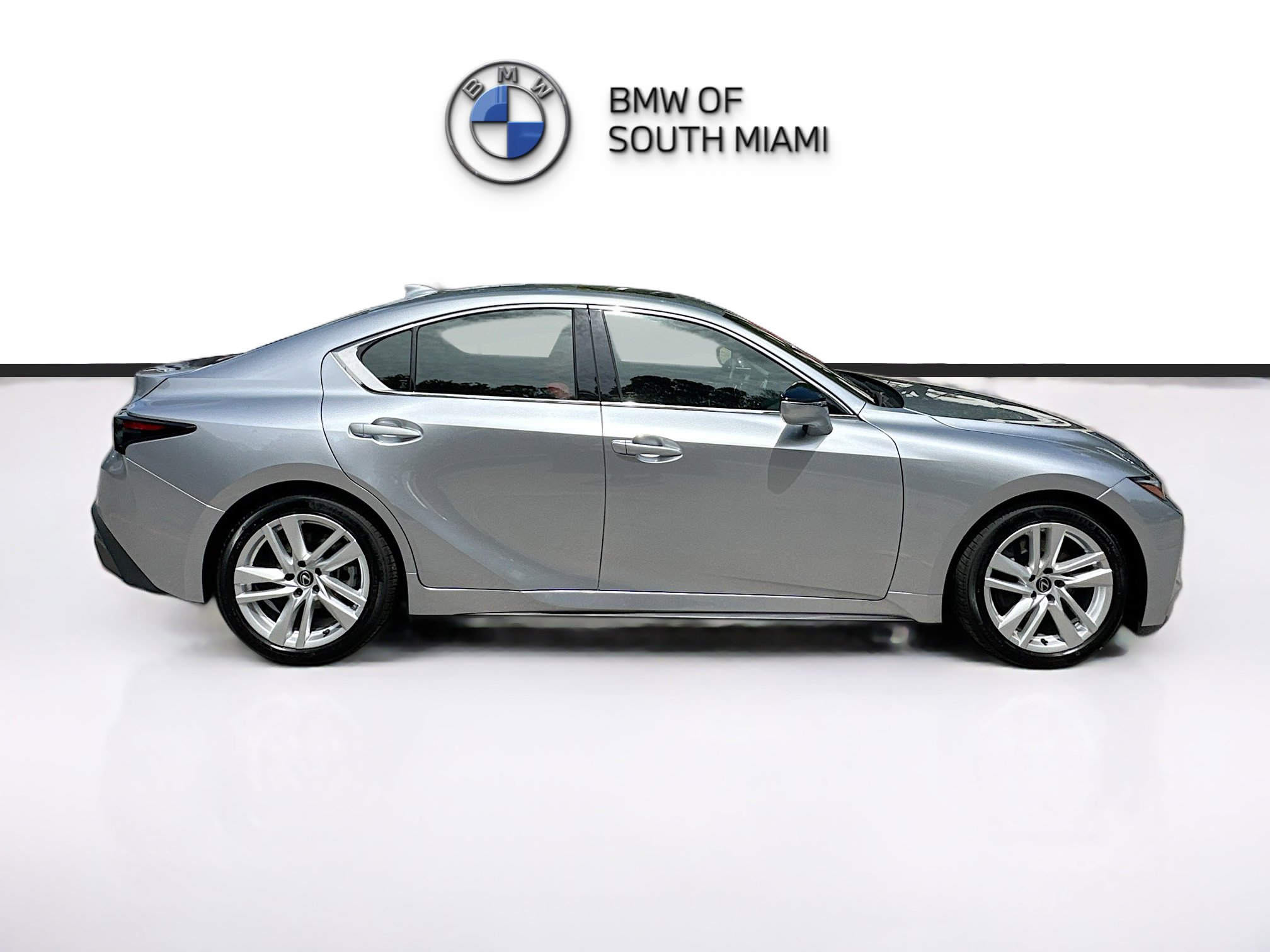 Used 2025 Lexus IS 300 w/ Comfort Package RWD image 8