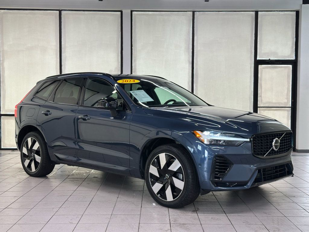 Used 2024 Volvo XC60 T8 Plus w/ Protection Package Premier