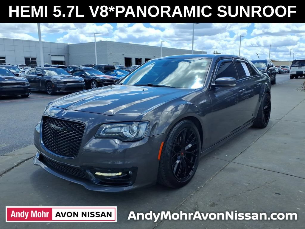 Used 2021 Chrysler 300 S w/ S Model Appearance Package RWD image 4