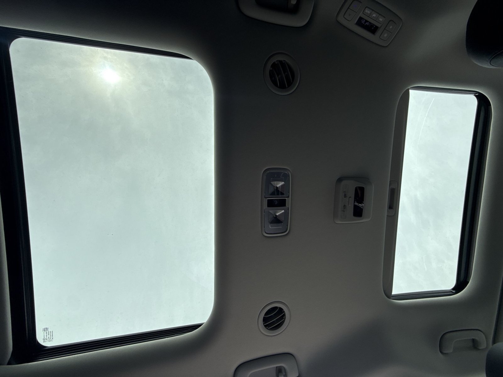 New 2026 Kia Carnival SX Prestige FWD image 43