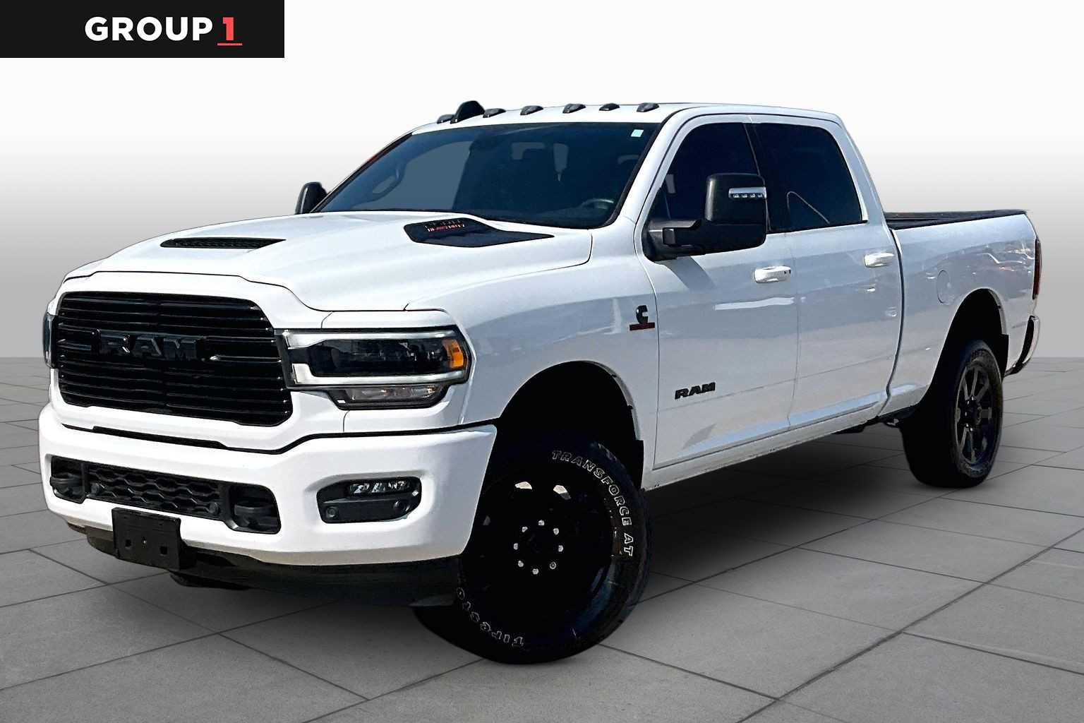 Used 2024 RAM 2500 Laramie w/ Night Edition AWD/4WD image 1