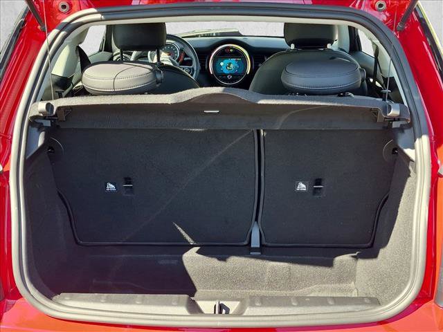 Used 2021 MINI Cooper 2-Door Hardtop FWD image 6