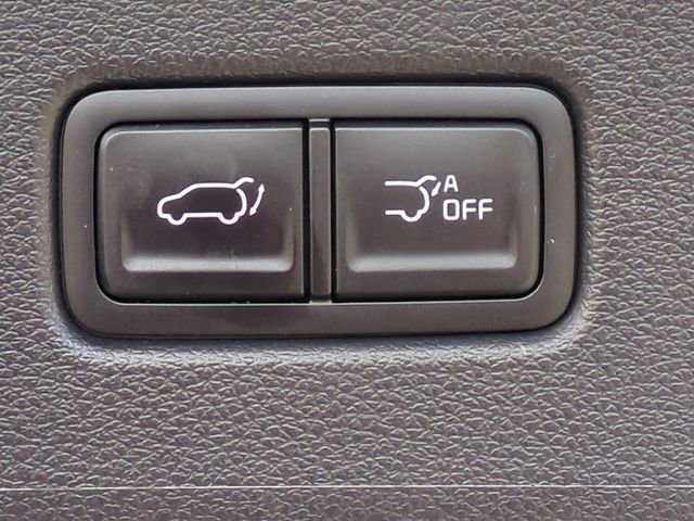 Used 2025 Kia Telluride EX w/ EX Captain's Chair Package FWD image 32